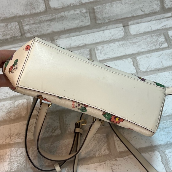 Sold - Picture 6 of 9